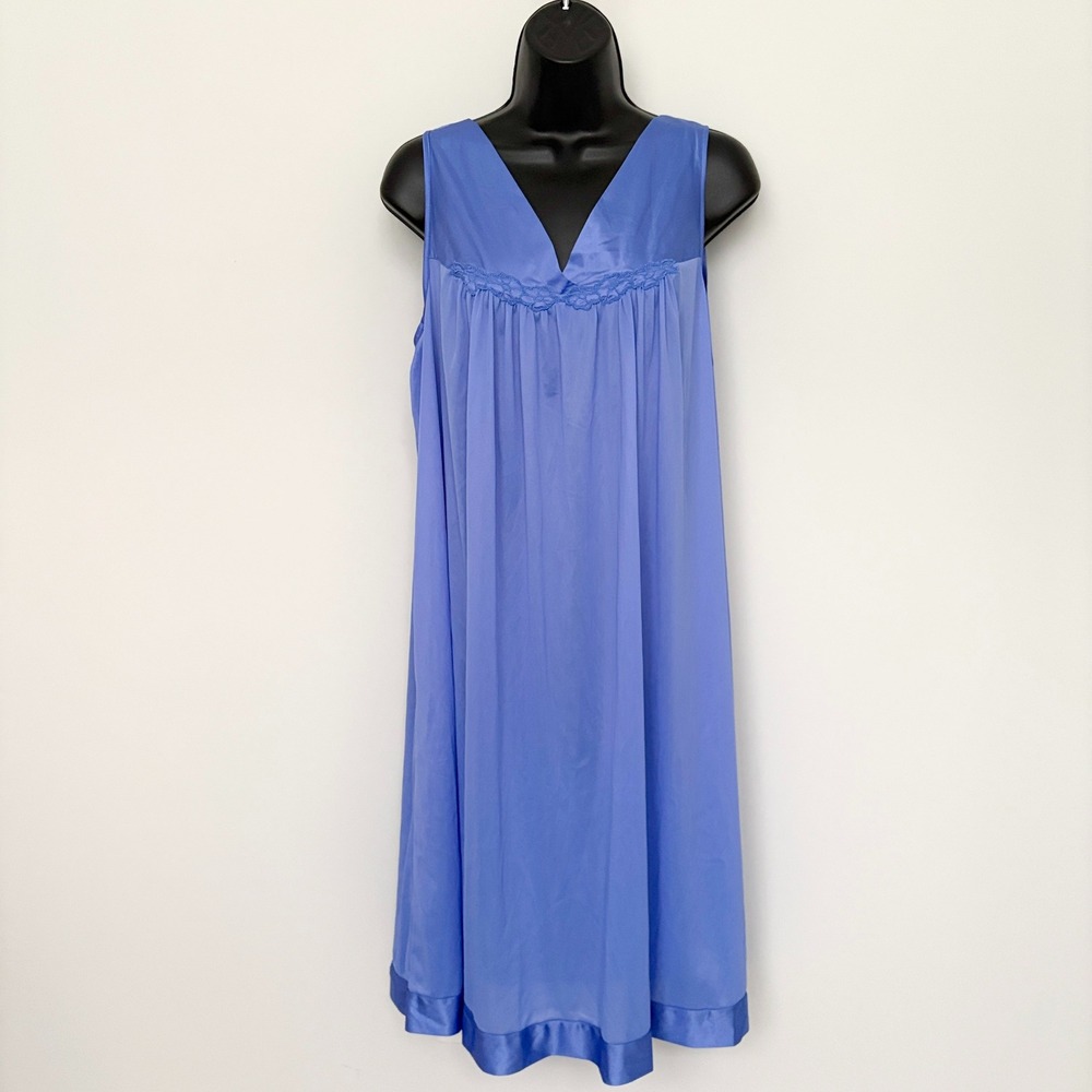 Vanity Fair Nightgown Vintage Embroidered Sleeveless Large Blue
